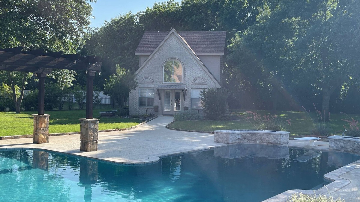 Argyle Cottage | Argyle Cottage with Pool & Hot Tub