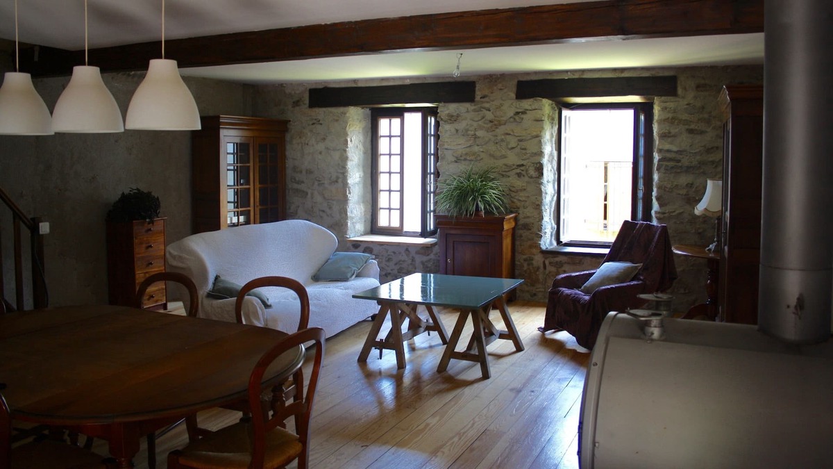 Montsegur House | ARIEGE MONTSEGUR Large house renovated in eco-construction