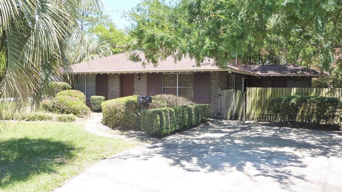 Jekyll Island House | ARIEL WEST DUPLEX 2 bedrooms, 1 bathroom