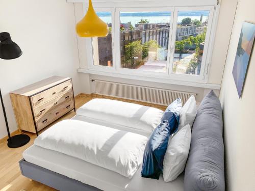 Zug Apartment | ARISER - Zug Lake View Business Apartment