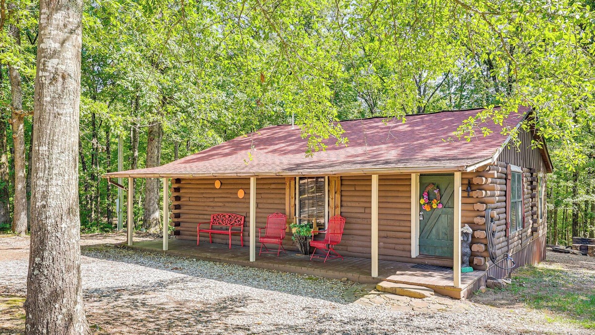 Murfreesboro Cabin | Arkansas Log Cabin Rental Near Lake Greeson!