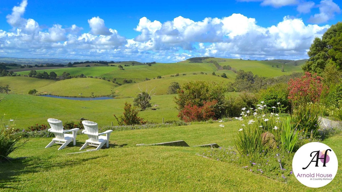 Buffalo Bed & Breakfast | Arnold House - Beautiful Country Retreat - The Clementine Suite.
