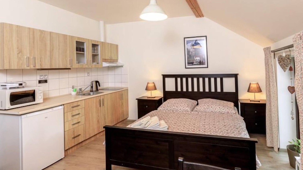 Arnoltice u Decina Apartment | Arnoltice 8 by Interhome
