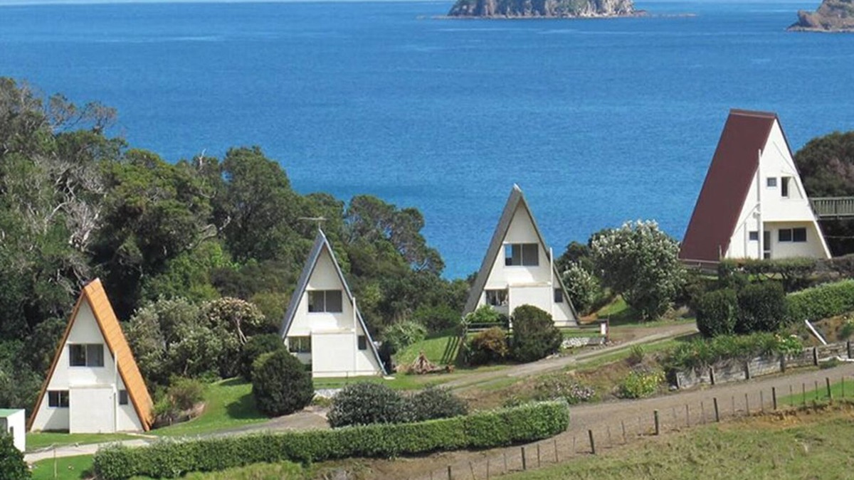 Amodeo Bay Ski Chalet | Aroha A-Frames - Arani