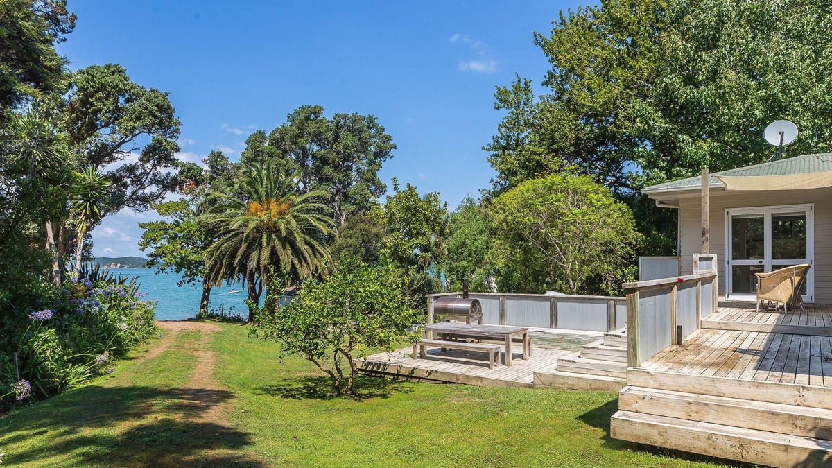 Waiheke Island House | Arran Bay paradise by the sea