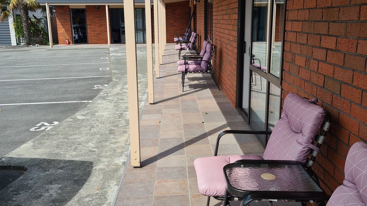 Te Anau Hotel | Arran Motel