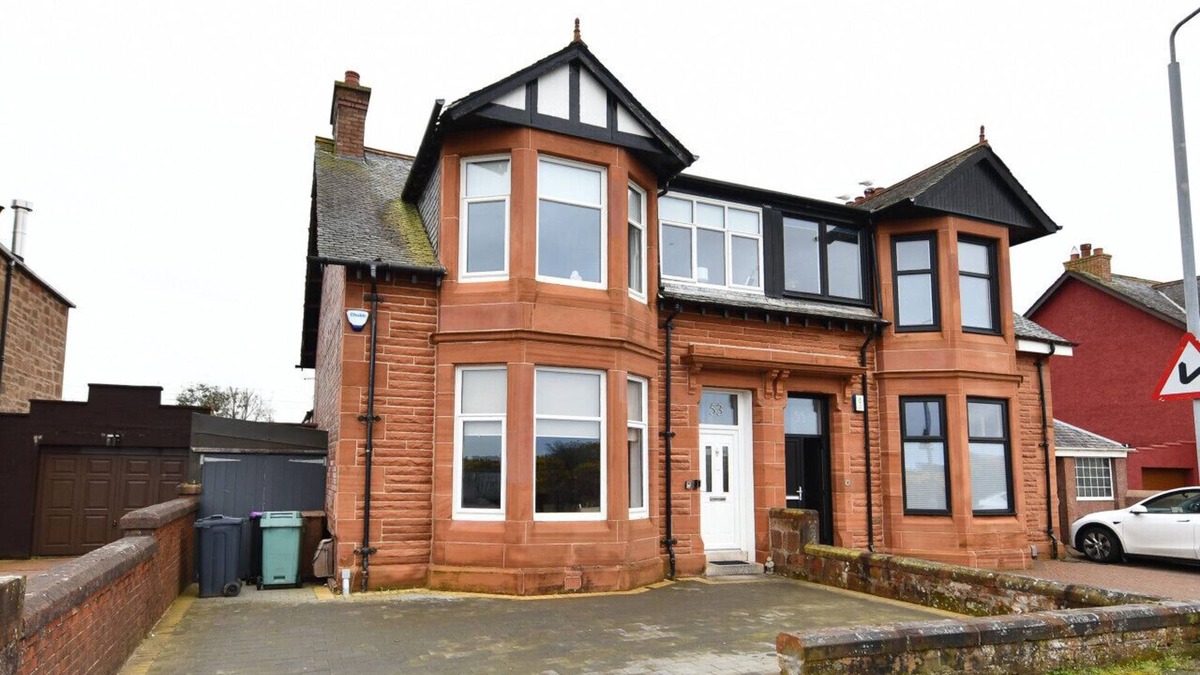Prestwick House | Arran View in Prestwick