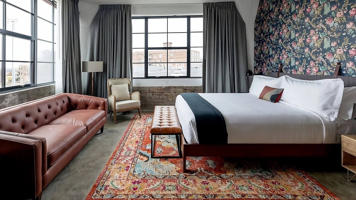 South Main Historic District Hotel | Arrive Memphis, Bigger Studio Room, Dogs Allowed, Minutes to Court Square!