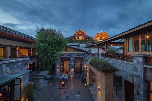 Shangri-La Hotel | Arro Khampa By Zinc Journey Shangri-la