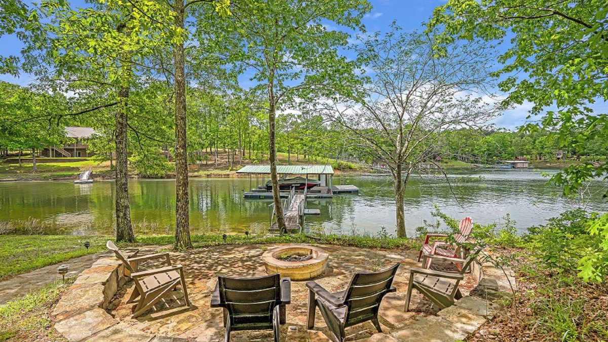Jasper House | Arrowhead: 4 BR, 2 BA in Jasper, Sleeps 12