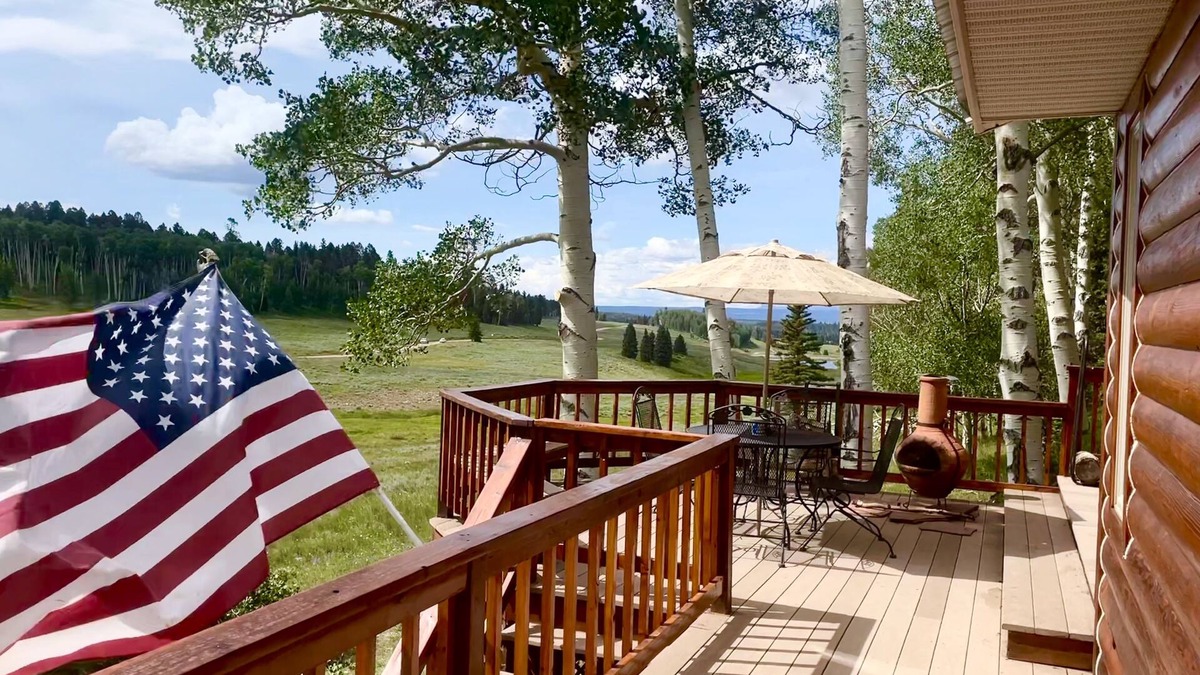 Cimarron Cabin | Arrowhead Sanctuary! Beautiful Cabin! Deck with Fire Pit & Incredible Views!