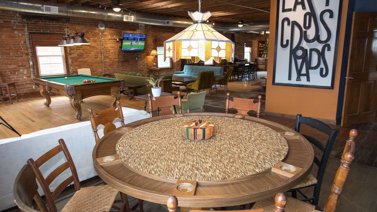 Crossroads Arts District Apartment | Art Alley Attic – Spacious Loft Near Breweries, Distilleries, Bars in Crossroads