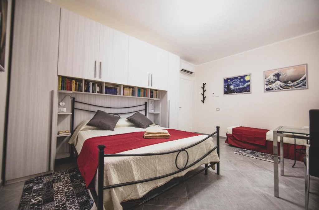 Old Town Bed & Breakfast | ART & BOOKS bed and breakfast