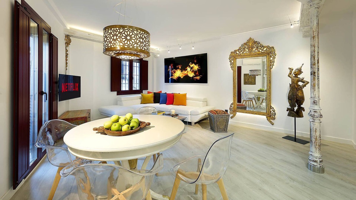 Sacromonte Apartment | ART CHAPIZ II - Sunny Luxury Apartment-Albayzin. Parking Available!