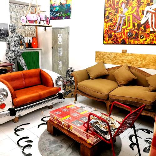 Caiazzo Apartment | Art & Design, 2min walk to Pepe in Grani