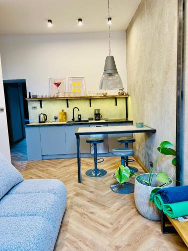 Przemysl Apartment | ART DESIGN APARTMENT 2a