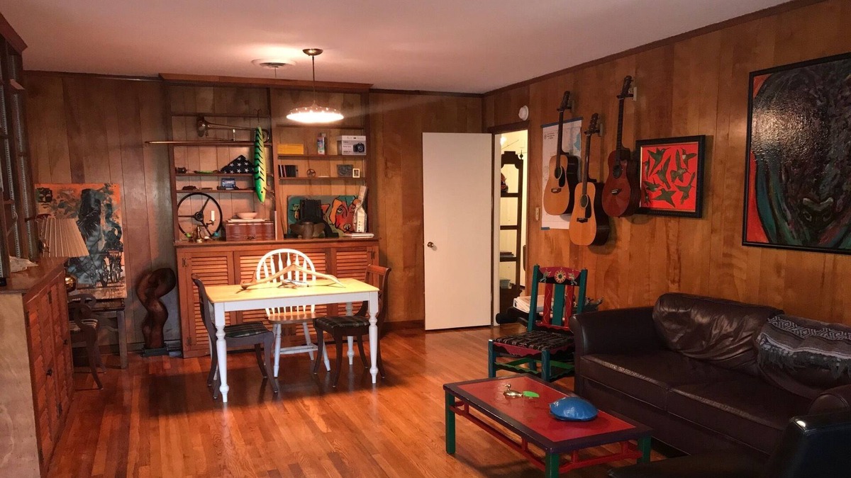 Tougaloo House | Art's Gallery, near Highland Village