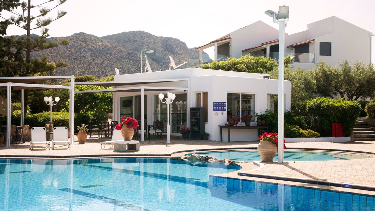 Stavros House | Artemis Village Apartments & Studios