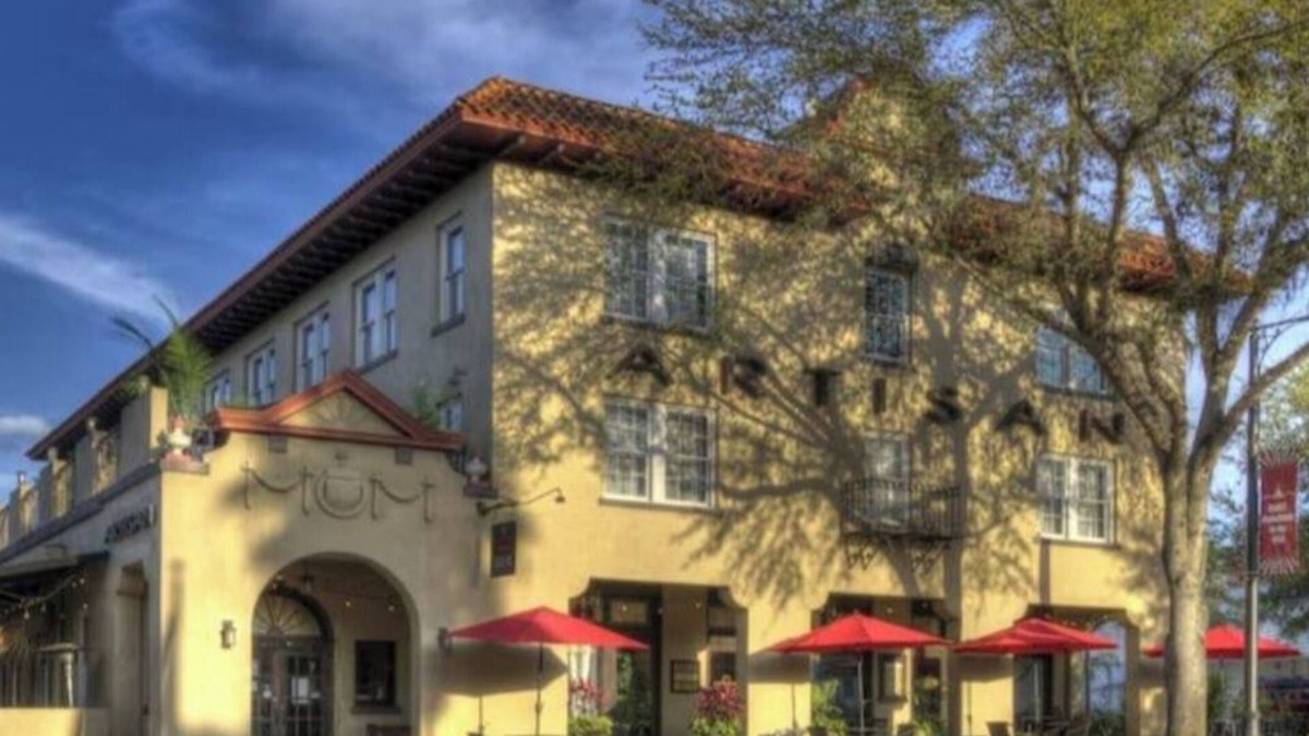 DeLand Hotel | Artisan Villas Downtown Deland