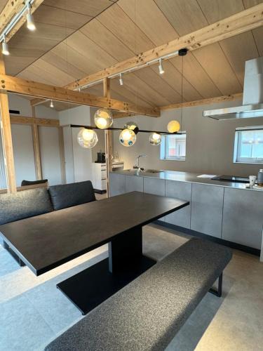 Tsumuura House | ARTISANAL