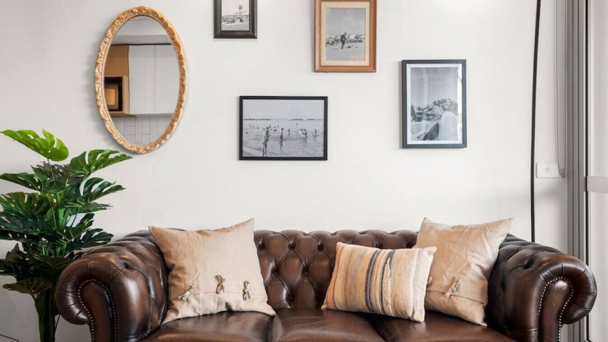 Fitzroy Apartment | Artist Abode: Stay in a Home That’s Also a Gallery