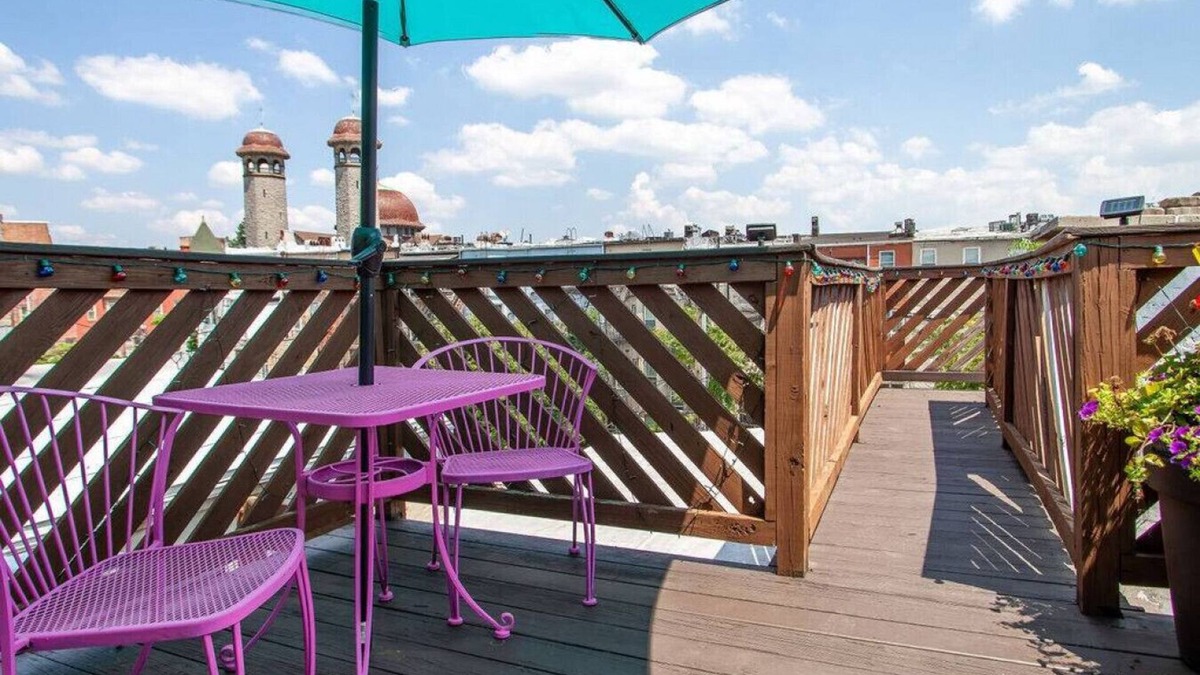 Bolton Hill Apartment | Artistic Abode Close to MICA & Johns Hopkins
