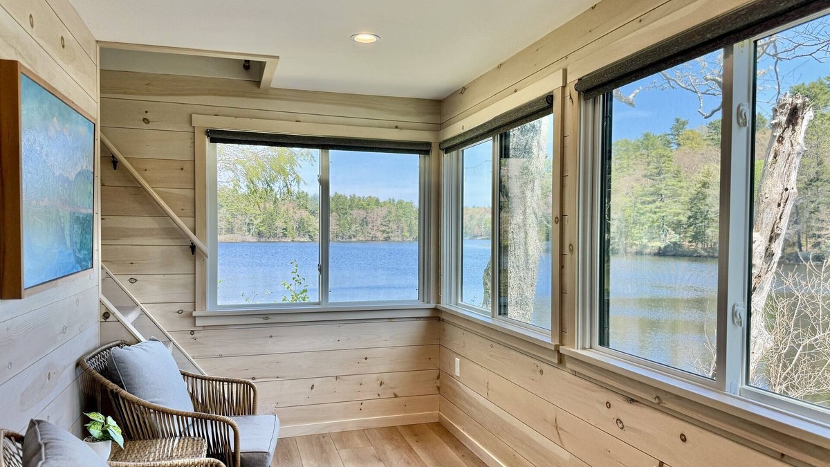 Boothbay Cottage | Artistic Cottage on Knickerbocker Lake with kayaks