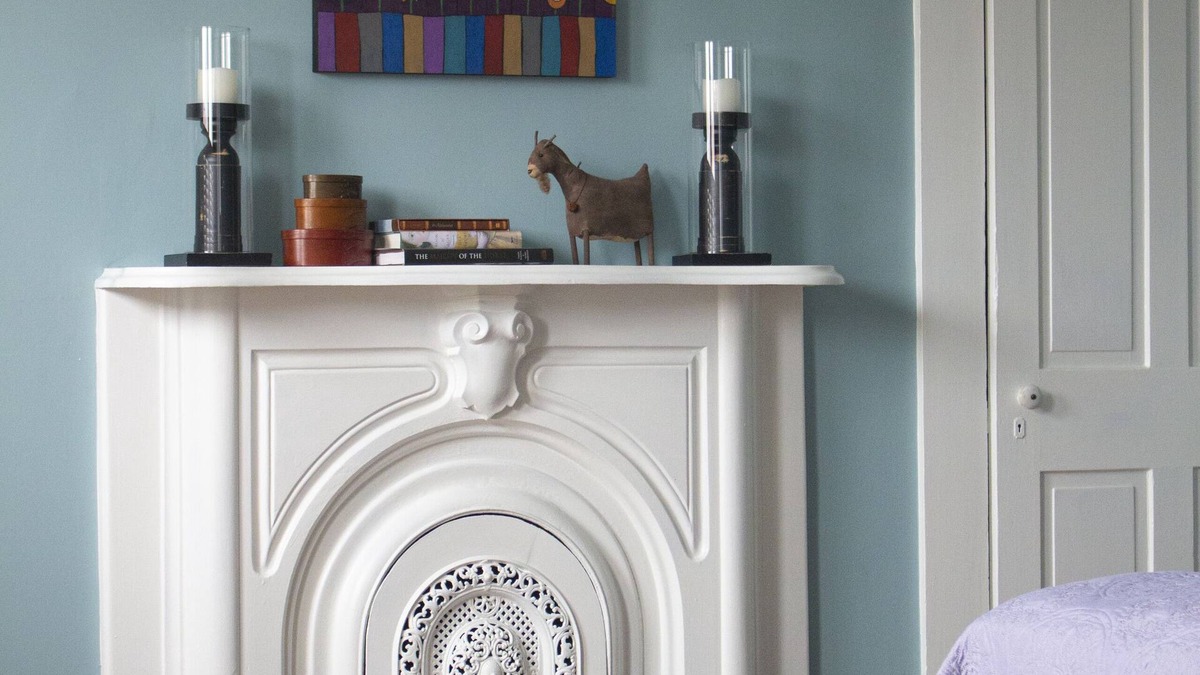Paris Bed & Breakfast | Artistic Lodging Queen suite