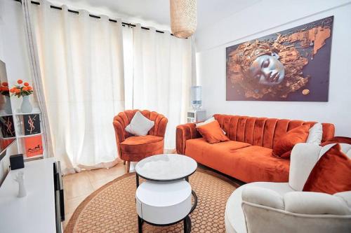 Kidono Apartment | Artistic, modern one bedroom duplex apartment