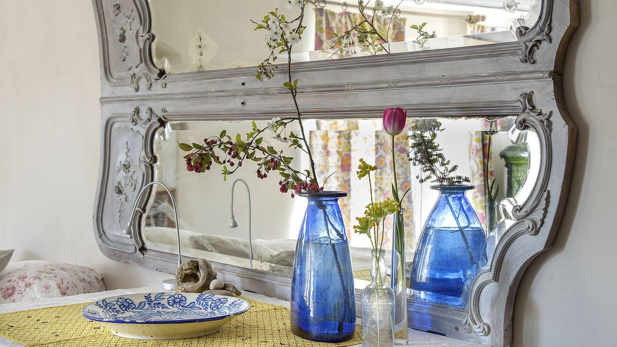 Mont-Saint-Jean Other | Artists Garden studio apartment overlooking Vineyard - Ground Floor.