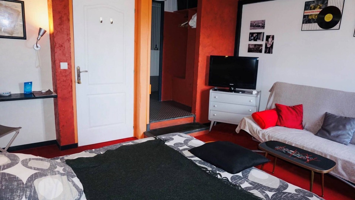Messey-sur-Grosne Other | Artists Room - Up to 3 people (no pets)