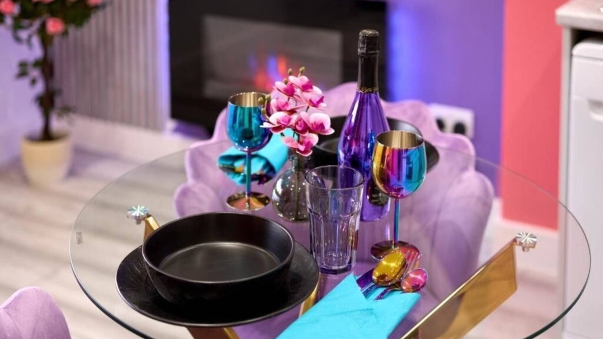 Hatfield Apartment | ArtSpace Apartment,CITY CENTRE,PRIVATE PARKING,WI-FI,NETFLIX, FIREPLACE-HAVEN4U