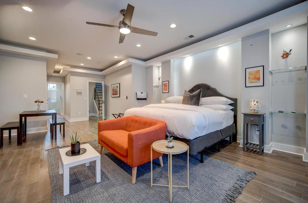 Fishtown House | Artsy Hidden Gem ll -Free Parking -