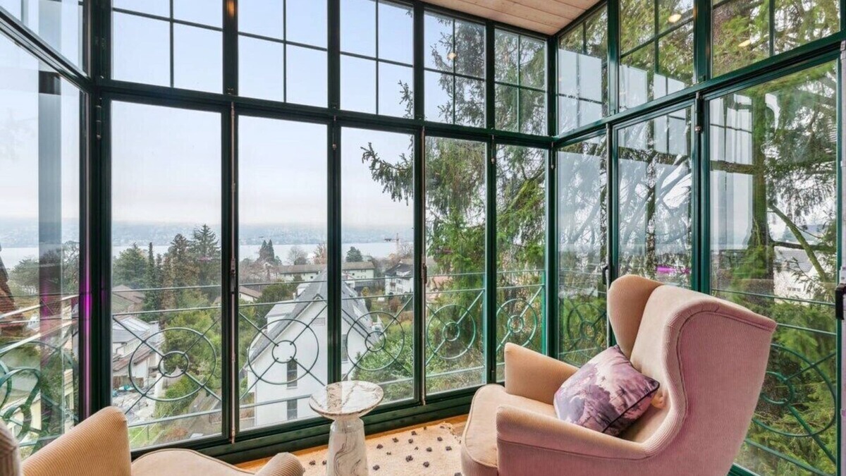 Horgen District Villa | Artsy villa| 180° lake view | 12 min ZH center
