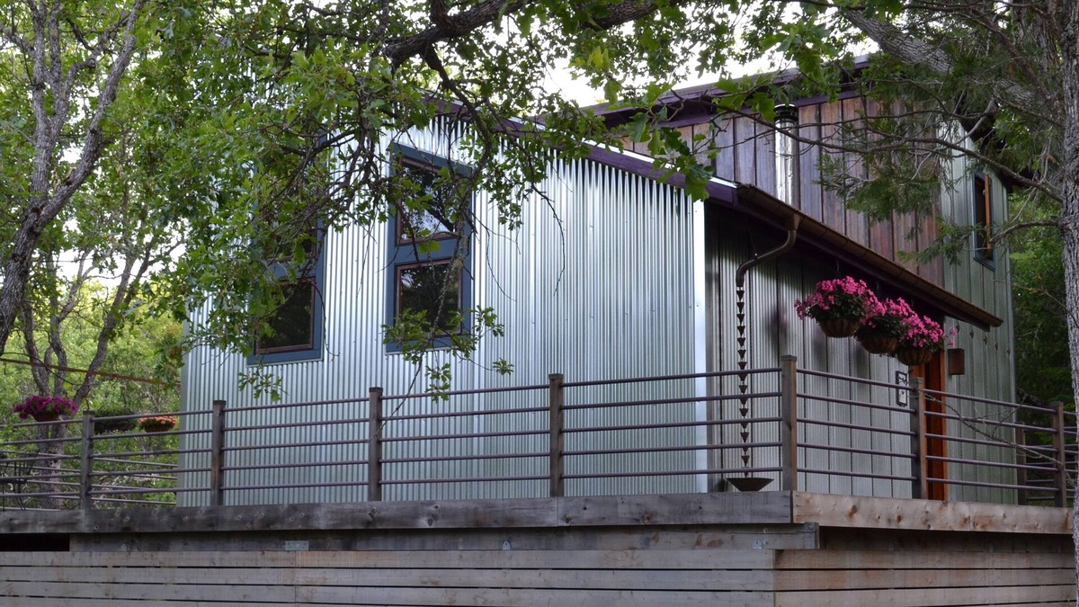 Ashland Cottage | ArtYCottage - custom furniture and art through out. Secluded and fabulous!