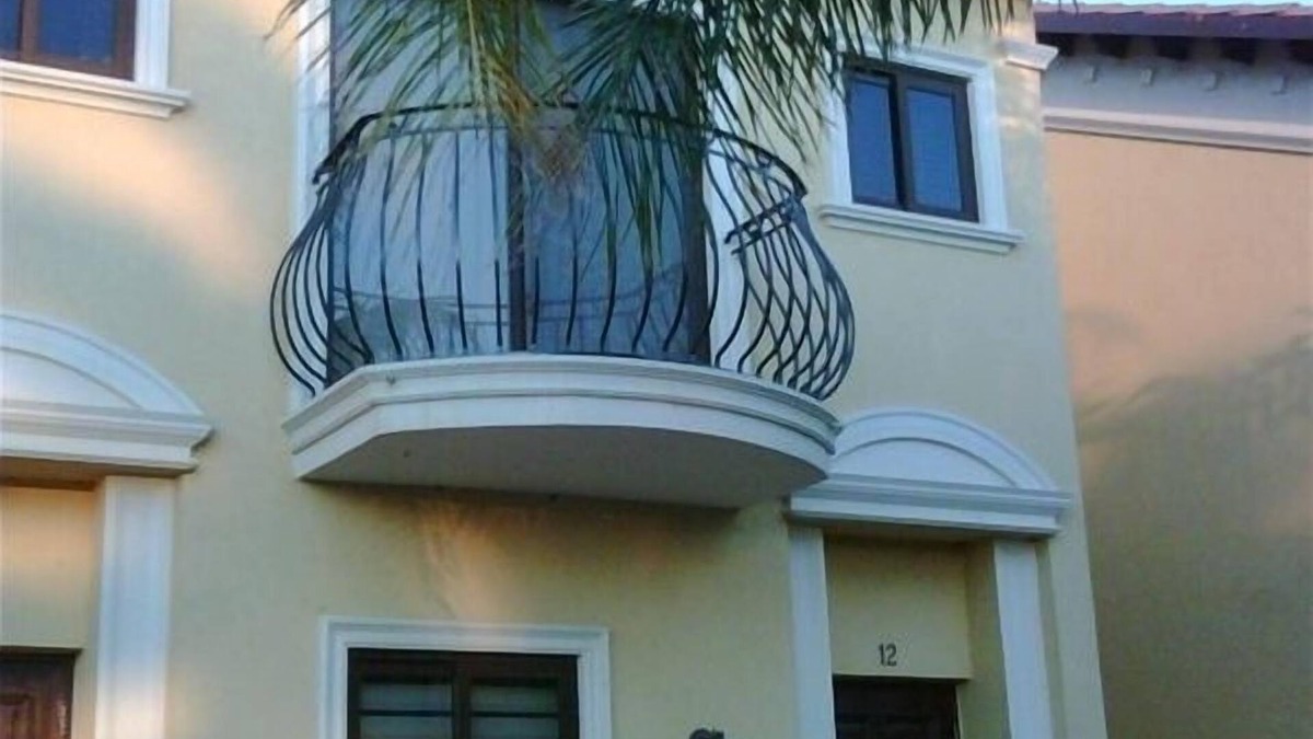 Malmok House | Aruba Gold Coast 2/Bed/2.5 Bath TownHouse/Gated Community