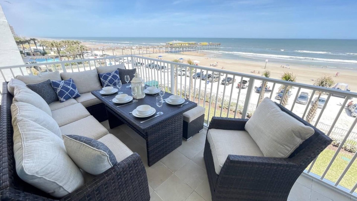 Ocean View Halifax Estates Condo | Aruba Unit 802 Brand new in 2021 - 4 BR Direct Oceanfront Condo - Large Balcony