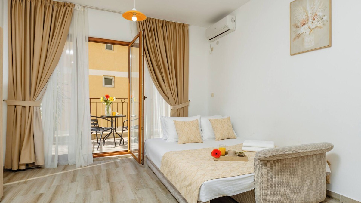 Lazi Apartment | Arvala Apartments- Double studio with balcony