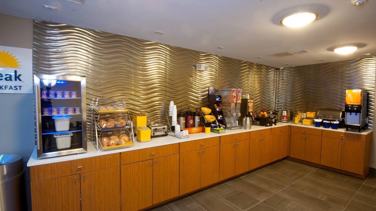 Farmers Branch Hotel | Arya Inn & Suites Farmers Branch