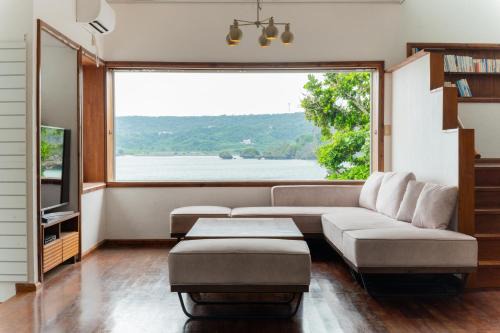 Uruma House | ASAHi