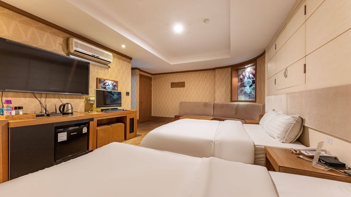 Araemojong Hotel | Asan Carnegie