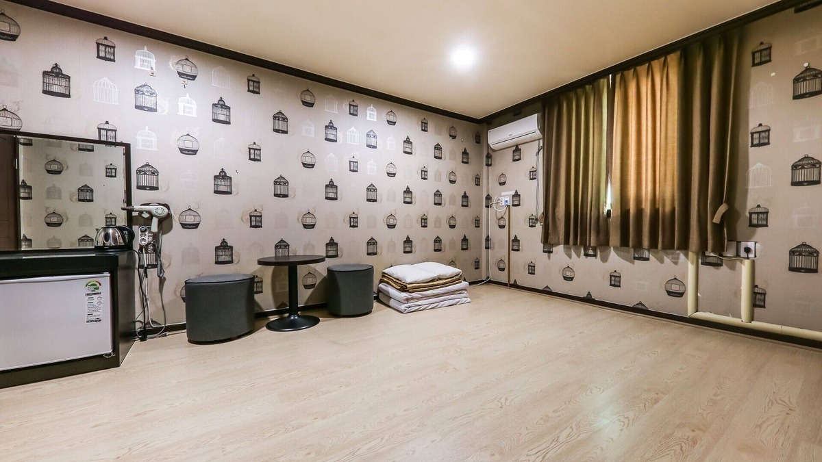 Oncheon-dong Hotel | Asan D-day