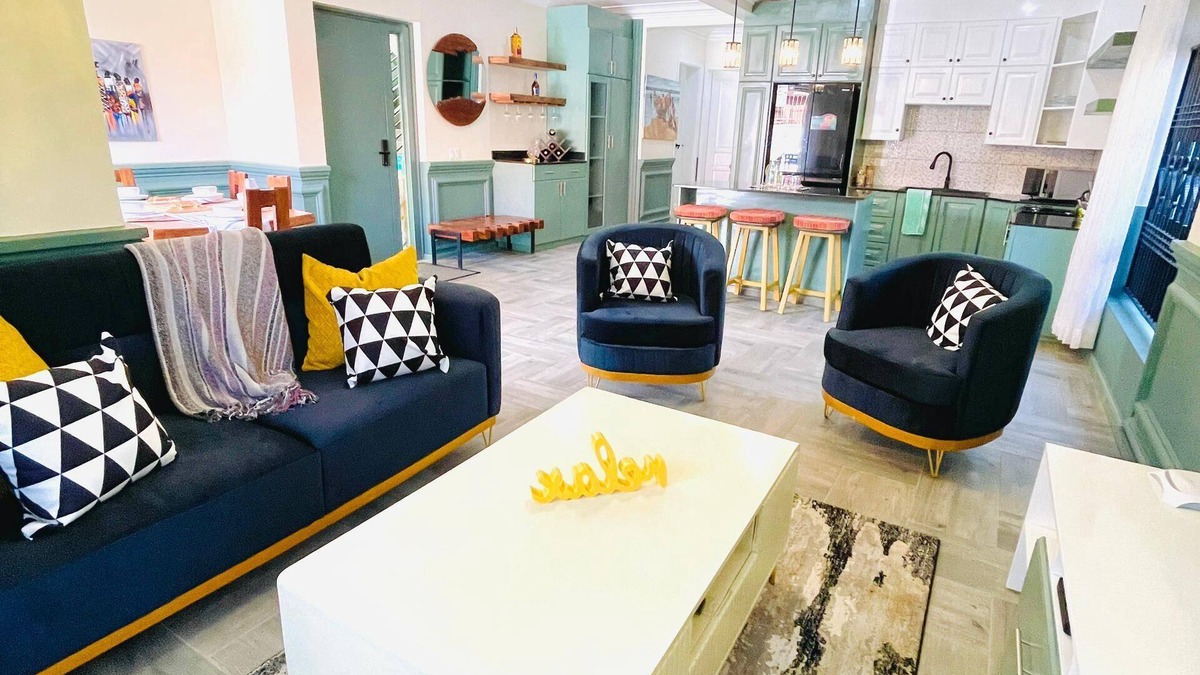 Seeta Apartment | Asante Courts luxury at Namugongo, Kampala, Uganda. free wiifi, Netflix, parking