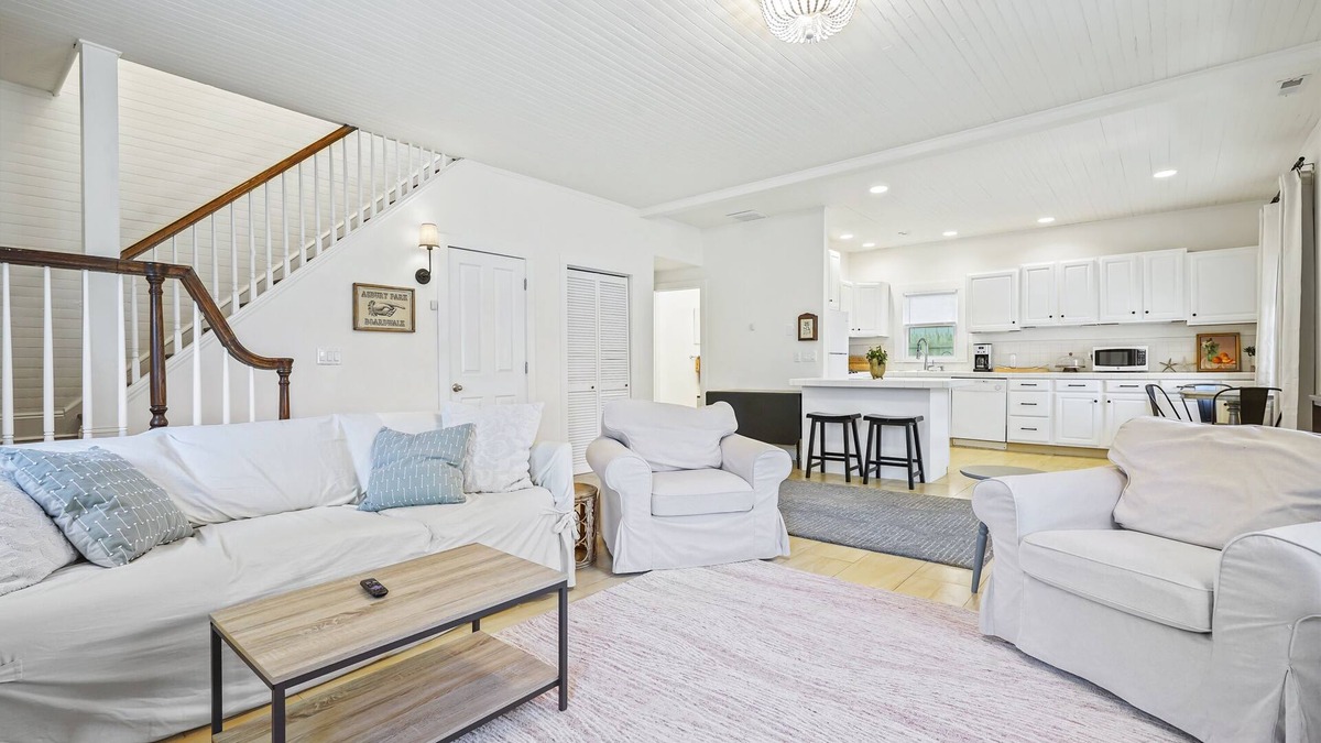 Asbury Park Cottage | Asbury Park Beach Cottage- 3 Blocks to Beach