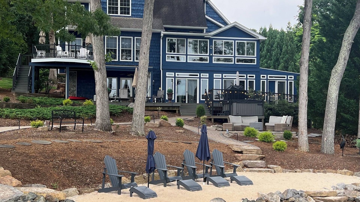 Huddleston House | Ascension On The Lake. Beautiful home, lots of space to spread out.