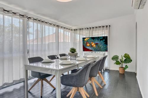 Ashgrove House | Ashgrove home