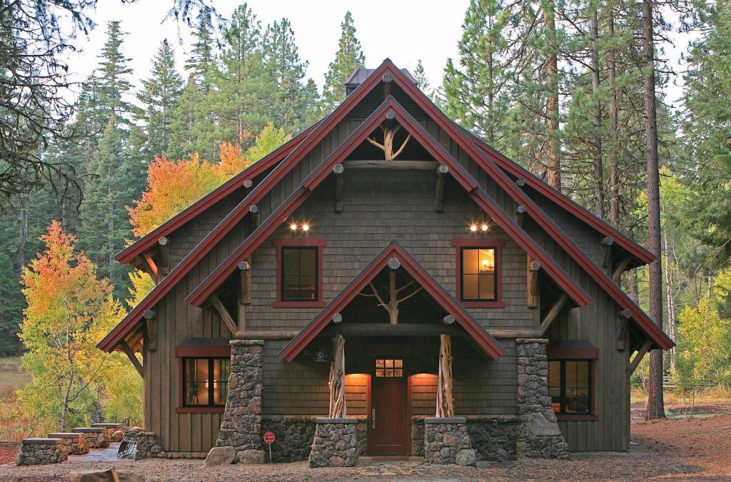 Ashland House | Ashland Lodge with Lake Views and Game Room Loft