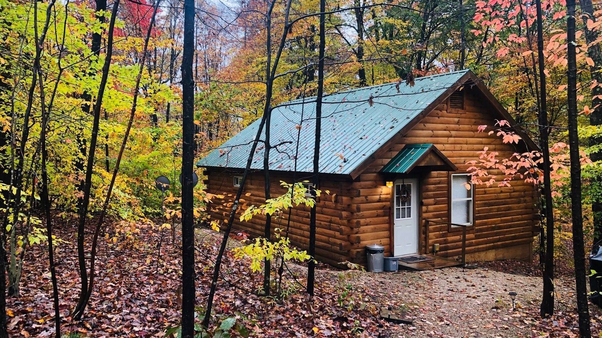 Logan Cabin | Aspen Cabin-Hocking Hills
