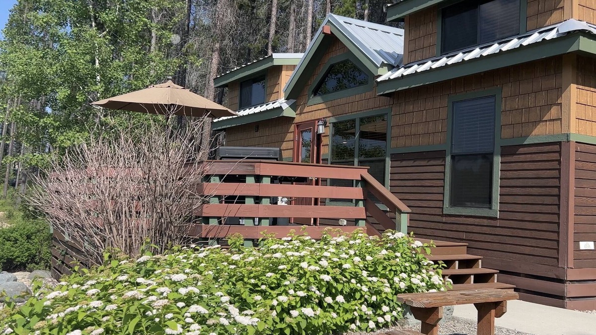 West Glacier Cabin | Aspen Cabin