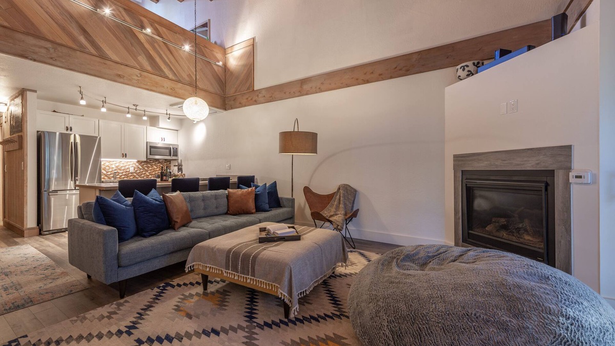 Truckee Condo | Aspen Grove Abode~Northstar~Pet-Friendly